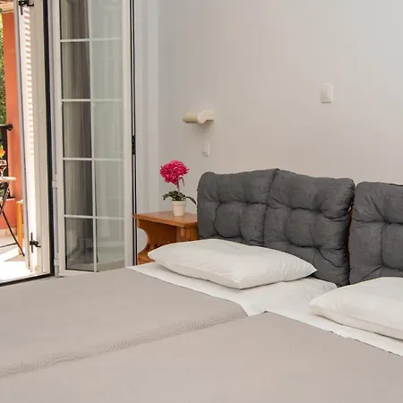 شقة Ampelaki بوكاري