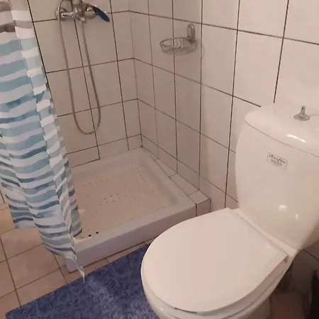 Ampelaki Apartment *