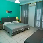 Ampelaki Apartment
